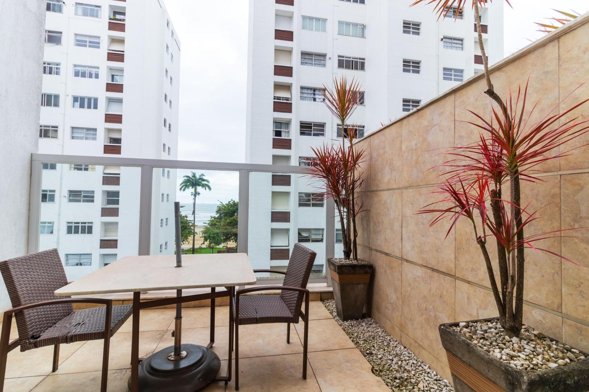 Parque Balneario Hotel Santos By Castelo Itaipava Екстериор снимка The courtyard at the hotel